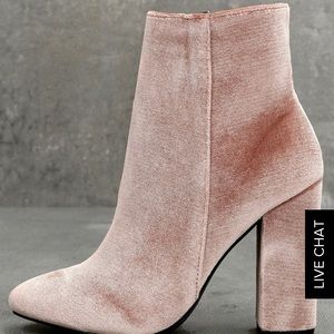 Super cute velvet boots! Size 8